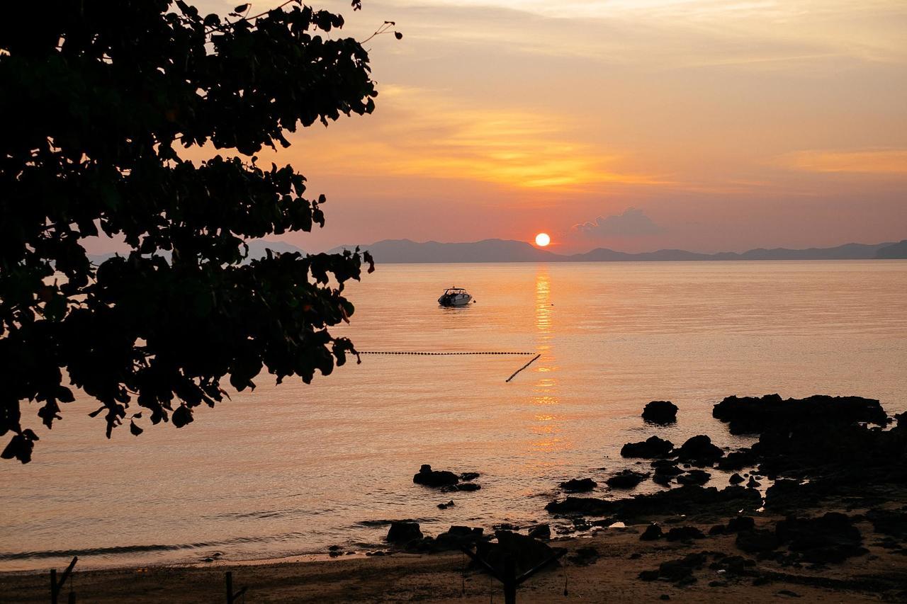 The Pelican Krabi town Eksteriør bilde